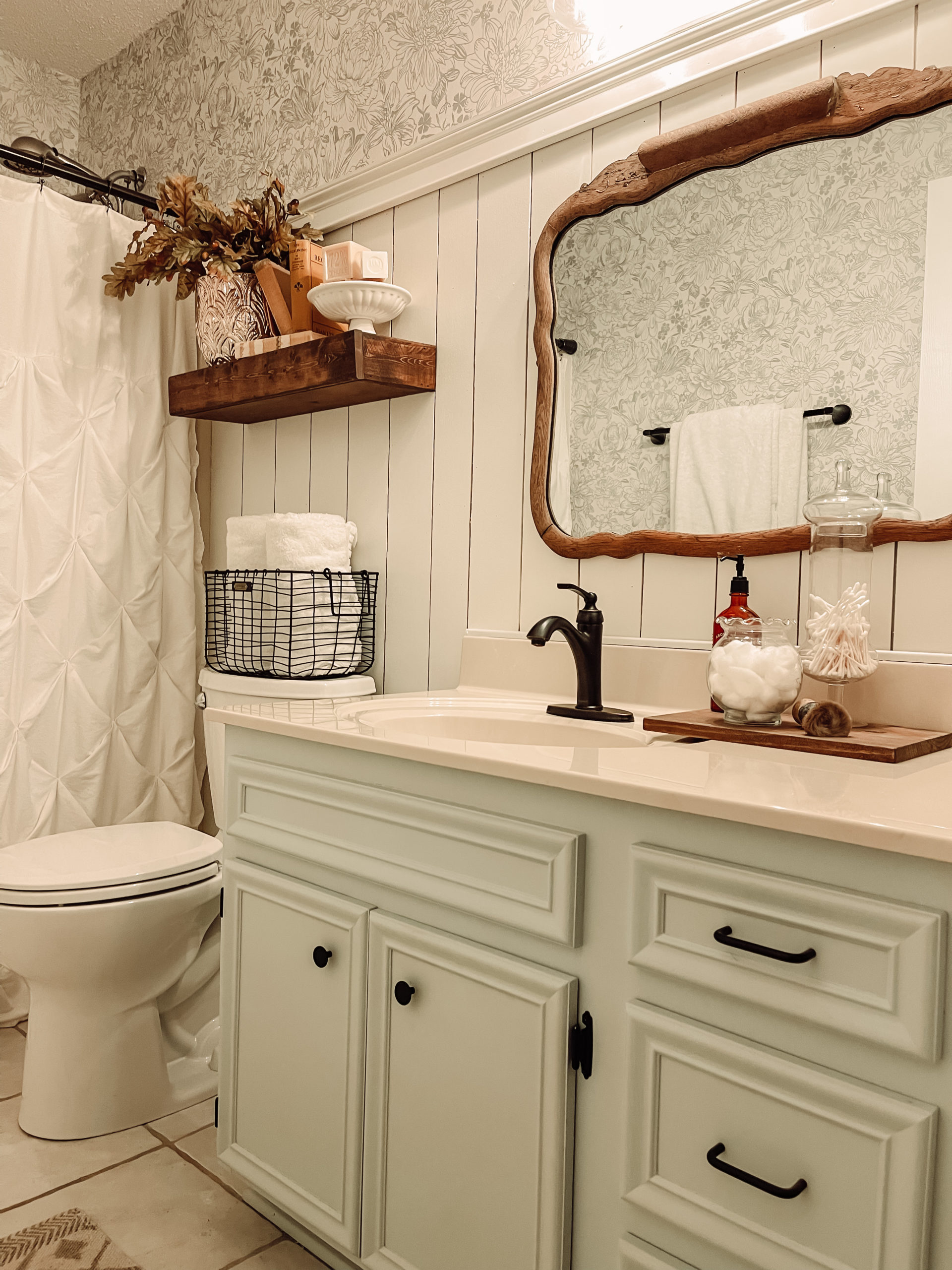 Color of the Season Itty Bitty Farmhouse