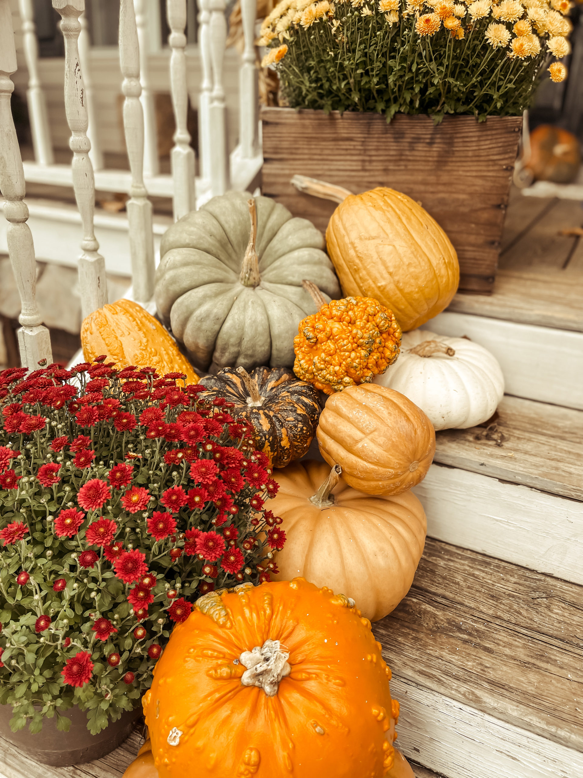 Cozy Fall Porches - Itty Bitty Farmhouse