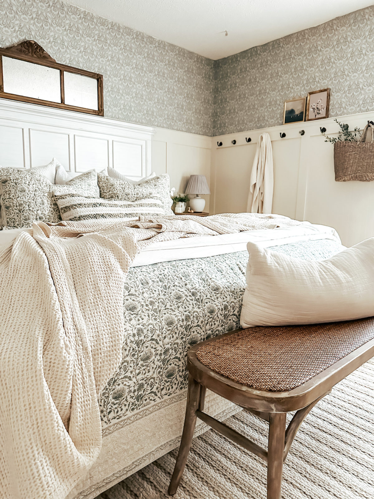 Farmhouse Cottage Bedroom Furniture Itty Bitty Farmhouse