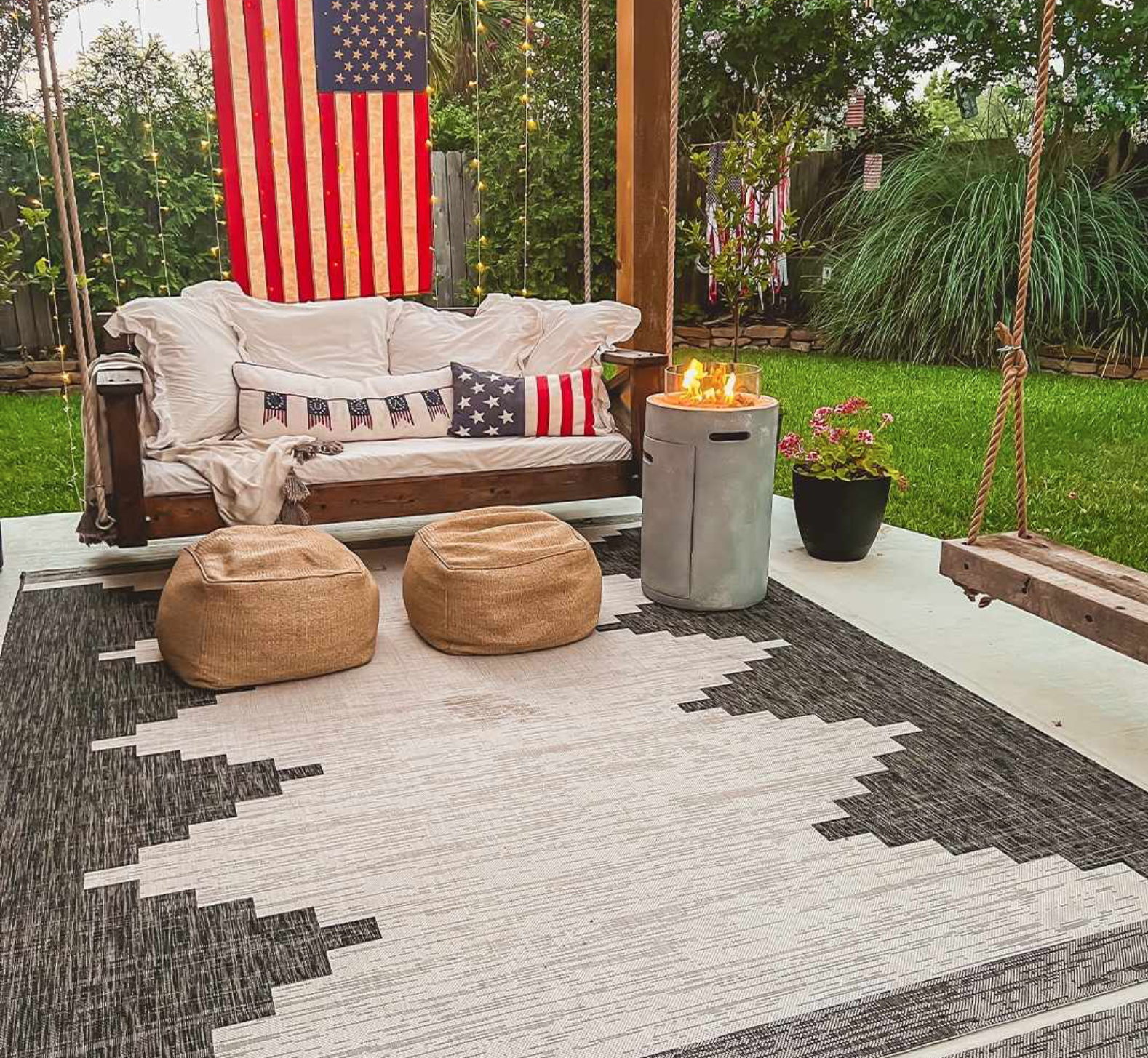 Outdoor Rugs and Planters Perfect for Summer!